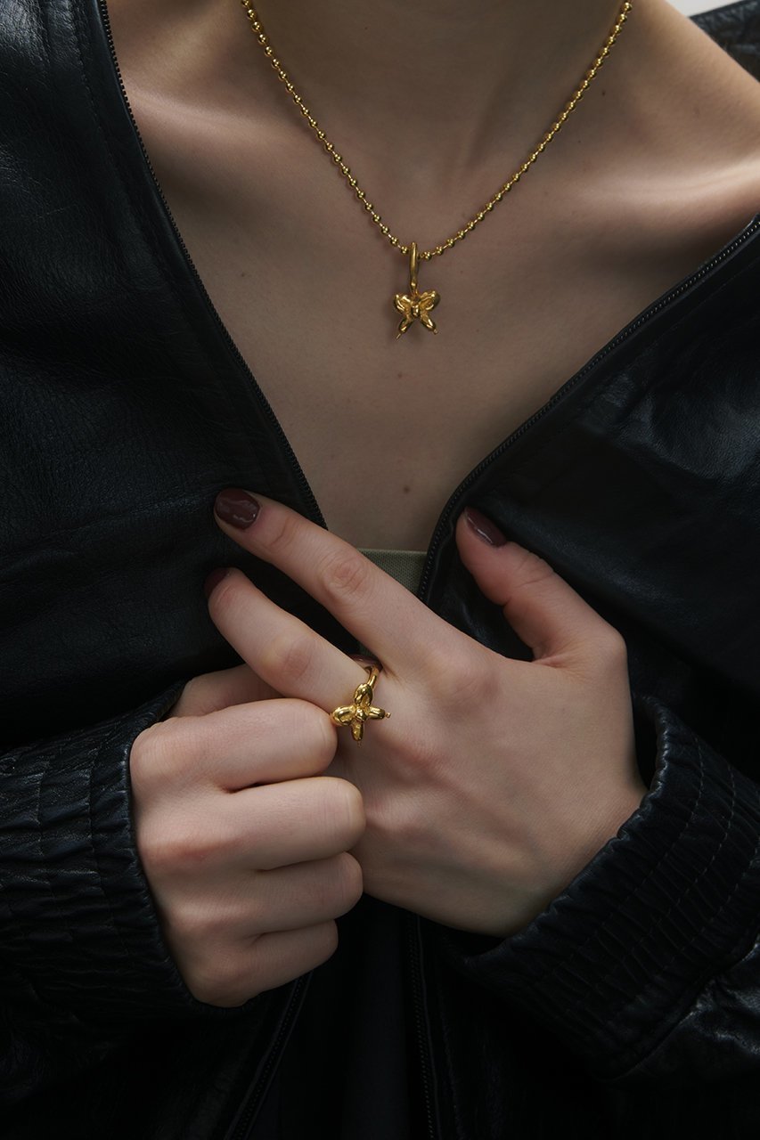 【メゾンドパルス/MAISON DPULSE】のribbon charm リング(K24GP) 人気、トレンドファッション・服の通販 founy(ファニー) 　ファッション　Fashion　レディースファッション　Fashion for Women　ジュエリー　Jewelry　おすすめ　Recommended / Our Picks　チャーム　Charm, Pendant　ネックレス　Necklace, Pendant Necklace　バルーン　Balloon, Balloon Silhouette　モチーフ　Motif, Design Theme　リボン　Ribbon, Bow　other-7|ID: prp329100004953379 ipo3291000000037168247