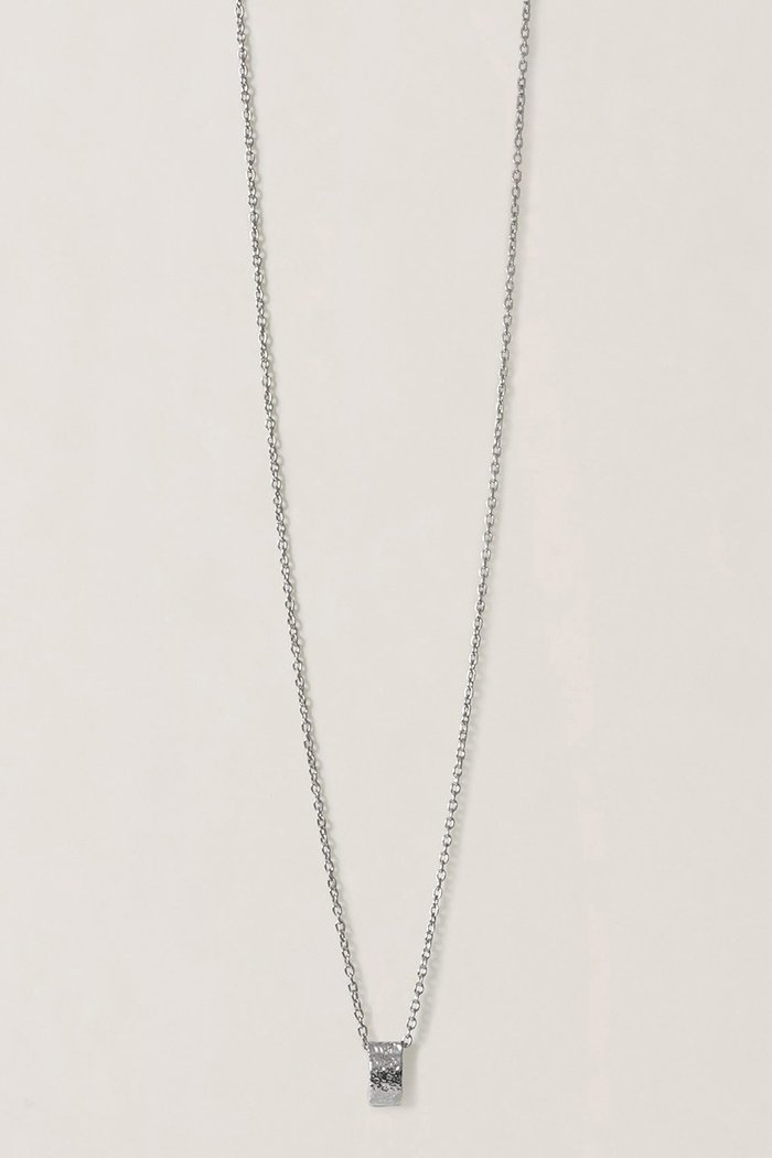 【サラース/SARARTH】のMOISSANITE LIGHT スクエア ペンダント インテリア・キッズ・メンズ・レディースファッション・服の通販 founy(ファウニー) https://founy.com/ ファッション Fashion レディースファッション Fashion for Women ジュエリー Jewelry ネックレス Necklaces & Pendants スクエア Square, Square Shape ネックレス Necklace, Pendant Necklace エレガント 上品 Elegant |ID: prp329100004953433 ipo3291000000037168556