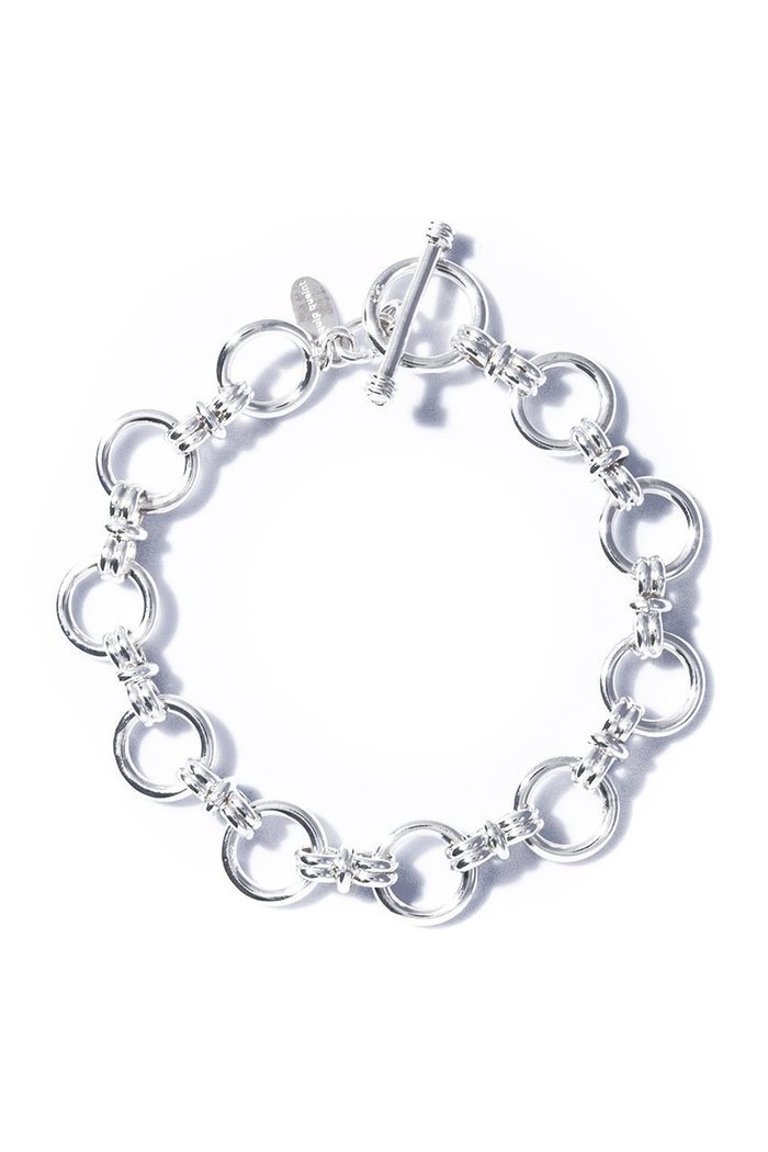 【クイップ クエイント/quip queint】のrolo chain ブレスレット インテリア・キッズ・メンズ・レディースファッション・服の通販 founy(ファニー) https://founy.com/ ファッション Fashion レディースファッション Fashion for Women ジュエリー Jewelry チェーン＆カフブレスレット Cuff & Chain Bracelets バングル・カフブレスレット Bangles & Cuff Bracelets おすすめ Recommended / Our Picks シルバー Silver, Metallic Silver ブレスレット Bracelet, Wristband モチーフ Motif, Design Theme |ID: prp329100004953605 ipo3291000000037169475