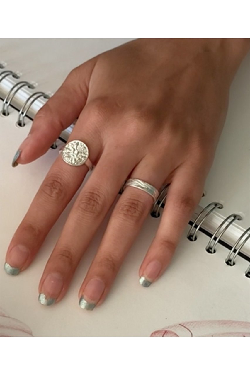 【デイジー ロンドン/DAISY LONDON】のARTISAN WOVEN MOTIF リング - SILVER 人気、トレンドファッション・服の通販 founy(ファニー) 　ファッション　Fashion　レディースファッション　Fashion for Women　ジュエリー　Jewelry　なめらか　Smooth, Silky Texture　クール　Cool, Chic　コレクション　Collection, Seasonal Line　シルバー　Silver, Metallic Silver　バスケット　Basket, Basket Bag　other-5|ID: prp329100004953646 ipo3291000000037169741