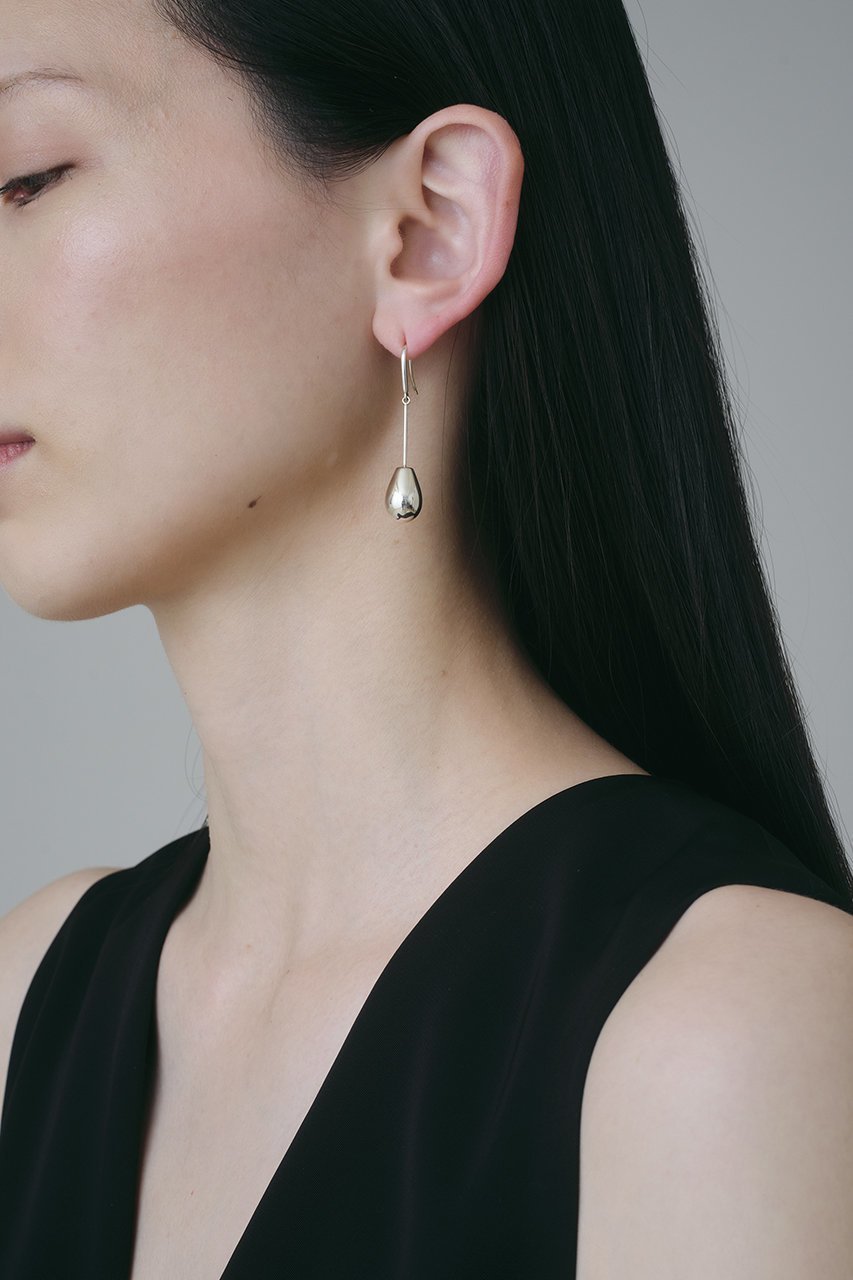 【プラウ/PLOW】のDrop Line ピアス 人気、トレンドファッション・服の通販 founy(ファニー) 　ファッション　Fashion　レディースファッション　Fashion for Women　ジュエリー　Jewelry　ファッションリング　Fashion Rings　イヤリング・フープ・ドロップタイプ　Hoop, Drop & Clip Earrings　イヤリング　Earrings　オケージョン　Occasion Wear　シルバー　Silver, Metallic Silver　シンプル　Simple, Minimal　モチーフ　Motif, Design Theme　エレガント 上品　Elegant　other-2|ID: prp329100004953669 ipo3291000000037169882
