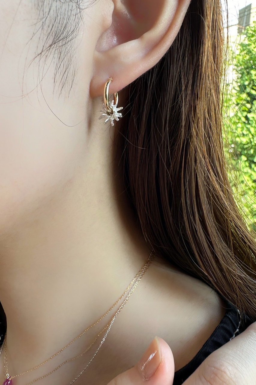 【カオル/KAORU】のSTARDUST シルバー×ゴールド フープ ピアスS 人気、トレンドファッション・服の通販 founy(ファニー) 　ファッション　Fashion　レディースファッション　Fashion for Women　ジュエリー　Jewelry　ファッションリング　Fashion Rings　イヤリング・フープ・ドロップタイプ　Hoop, Drop & Clip Earrings　イヤリング　Earrings　コレクション　Collection, Seasonal Line　シルバー　Silver, Metallic Silver　フープ　Hoop, Hoop Earrings　モチーフ　Motif, Design Theme　other-2|ID: prp329100004953752 ipo3291000000037170342