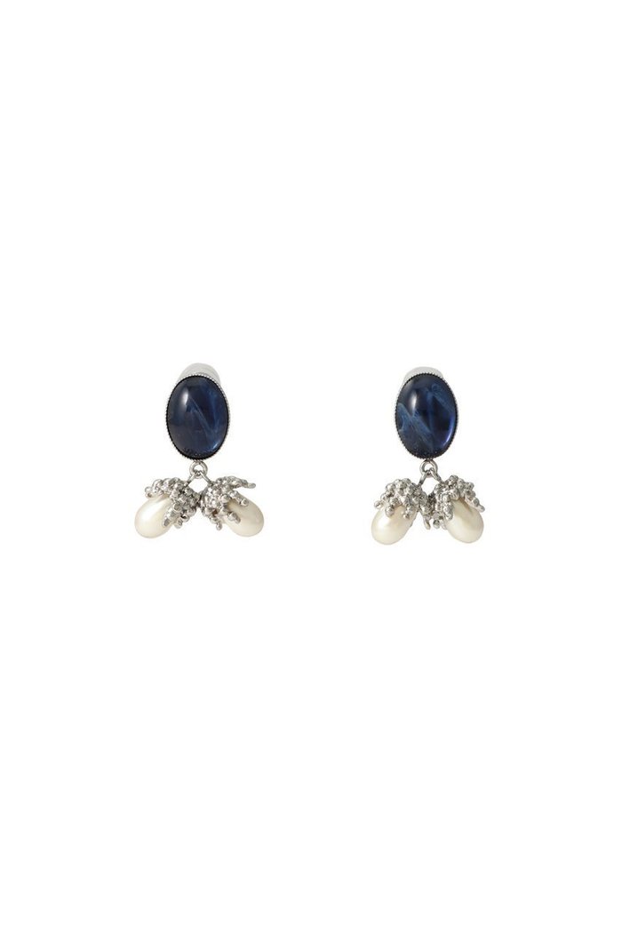 【アデル ビジュー/ADER bijoux】のLily of the valley cabochon earリング インテリア・キッズ・メンズ・レディースファッション・服の通販 founy(ファニー) https://founy.com/ ファッション Fashion レディースファッション Fashion for Women ジュエリー Jewelry イヤリング Earrings パール Pearl, Pearl Accent フェミニン Feminine, Girly ミックス Mix, Mixed Style モチーフ Motif, Design Theme エレガント 上品 Elegant |ID: prp329100004953783 ipo3291000000037170510