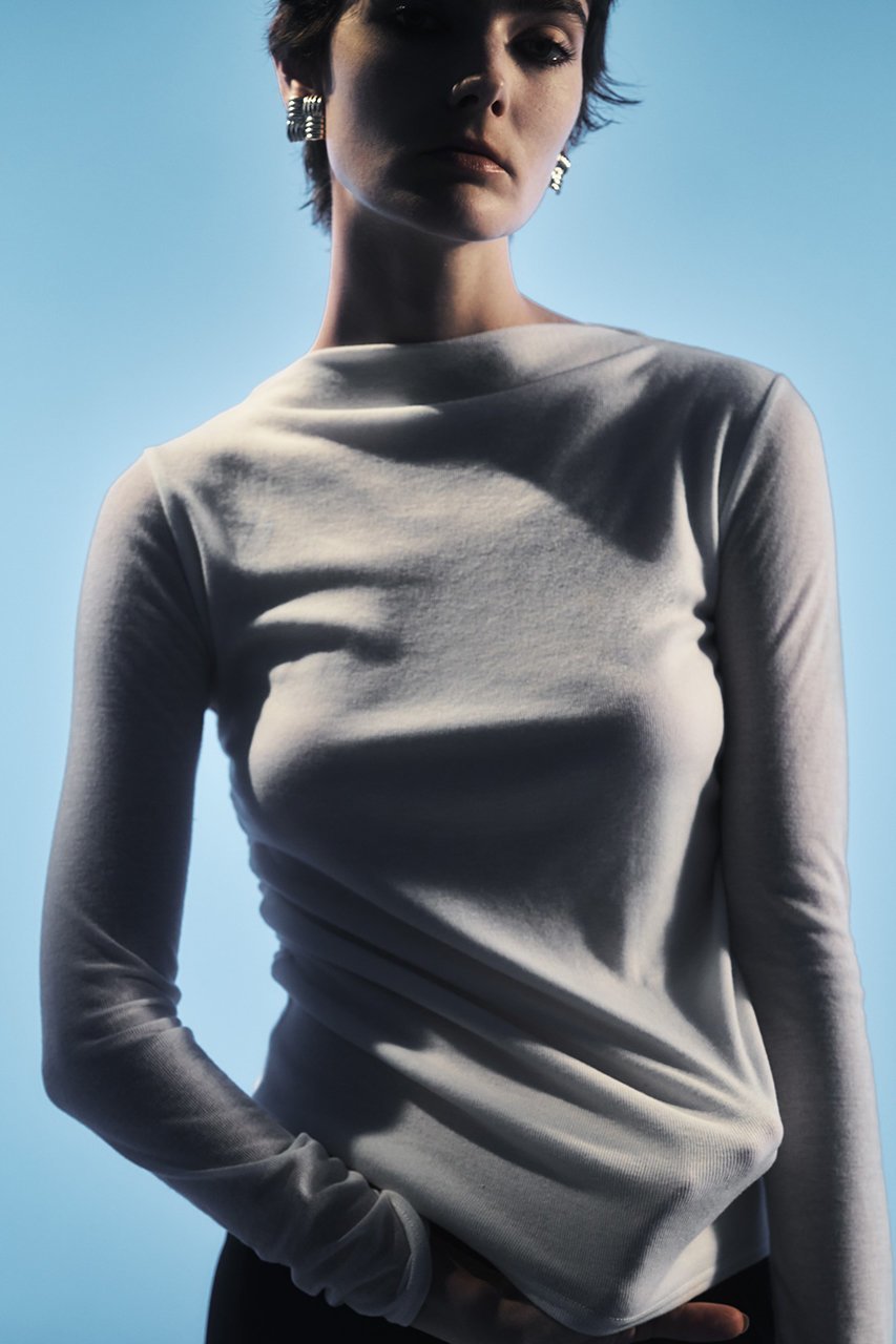 【イリスフォーセブン/IRIS 47】のarabesque イヤリング 人気、トレンドファッション・服の通販 founy(ファニー) 　ファッション　Fashion　レディースファッション　Fashion for Women　ジュエリー　Jewelry　ファッションリング　Fashion Rings　イヤリング・フープ・ドロップタイプ　Hoop, Drop & Clip Earrings　イヤリング　Earrings　カットソー　Cut and Sewn Top　スクエア　Square, Square Shape　メタリック　Metallic, Shiny Finish　other-5|ID: prp329100004953801 ipo3291000000037170612