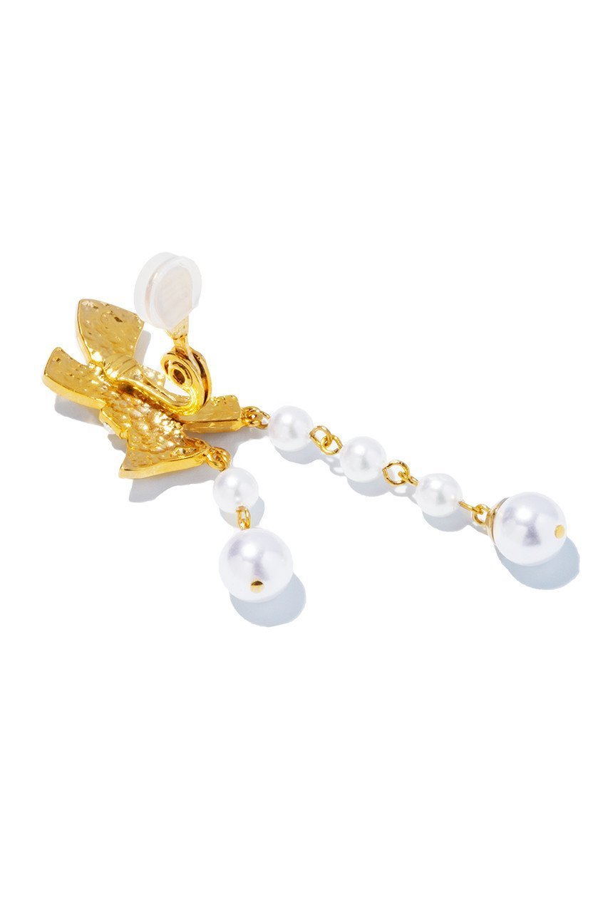 【イリスフォーセブン/IRIS 47】のbow pearl イヤリング 人気、トレンドファッション・服の通販 founy(ファニー) 　ファッション　Fashion　レディースファッション　Fashion for Women　ジュエリー　Jewelry　ファッションリング　Fashion Rings　イヤリング・フープ・ドロップタイプ　Hoop, Drop & Clip Earrings　アシンメトリー　Asymmetrical Style　イヤリング　Earrings　ガラス　Glass, Glassware　コスチューム　Costume, Outfit　ジュエリー　Jewelry, Accessories　スウェット / スエット　Sweatshirt, Sweatwear　パール　Pearl, Pearl Accent　モダン　Modern, Contemporary　モチーフ　Motif, Design Theme　リボン　Ribbon, Bow　エレガント 上品　Elegant　other-3|ID: prp329100004953829 ipo3291000000037170764