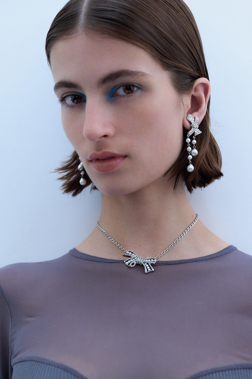 【イリスフォーセブン/IRIS 47】のbow ネックレス 人気、トレンドファッション・服の通販 founy(ファニー) 　ファッション　Fashion　レディースファッション　Fashion for Women　ジュエリー　Jewelry　ネックレス　Necklaces & Pendants　おすすめ　Recommended / Our Picks　ガラス　Glass, Glassware　コスチューム　Costume, Outfit　ジュエリー　Jewelry, Accessories　チェーン　Chain, Chain Strap　ネックレス　Necklace, Pendant Necklace　パール　Pearl, Pearl Accent　フラット　Flat, Flat Shoes　フレーム　Frame, Outline　モダン　Modern, Contemporary　モチーフ　Motif, Design Theme　リボン　Ribbon, Bow　other-5|ID: prp329100004953867 ipo3291000000037170993