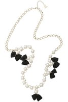 【ランバン オン ブルー/LANVIN en Bleu】のメニーリボンネックレス 人気、トレンドファッション・服の通販 founy(ファニー) ファッション Fashion レディースファッション Fashion for Women ジュエリー Jewelry ネックレス Necklaces & Pendants チェーン Chain, Chain Strap ネックレス Necklace, Pendant Necklace パーティ Party, Party Style パール Pearl, Pearl Accent フェミニン Feminine, Girly リボン Ribbon, Bow ロング Long, Long-Length エレガント 上品 Elegant 定番 Standard, Basic Item |ID:prp329100004954076