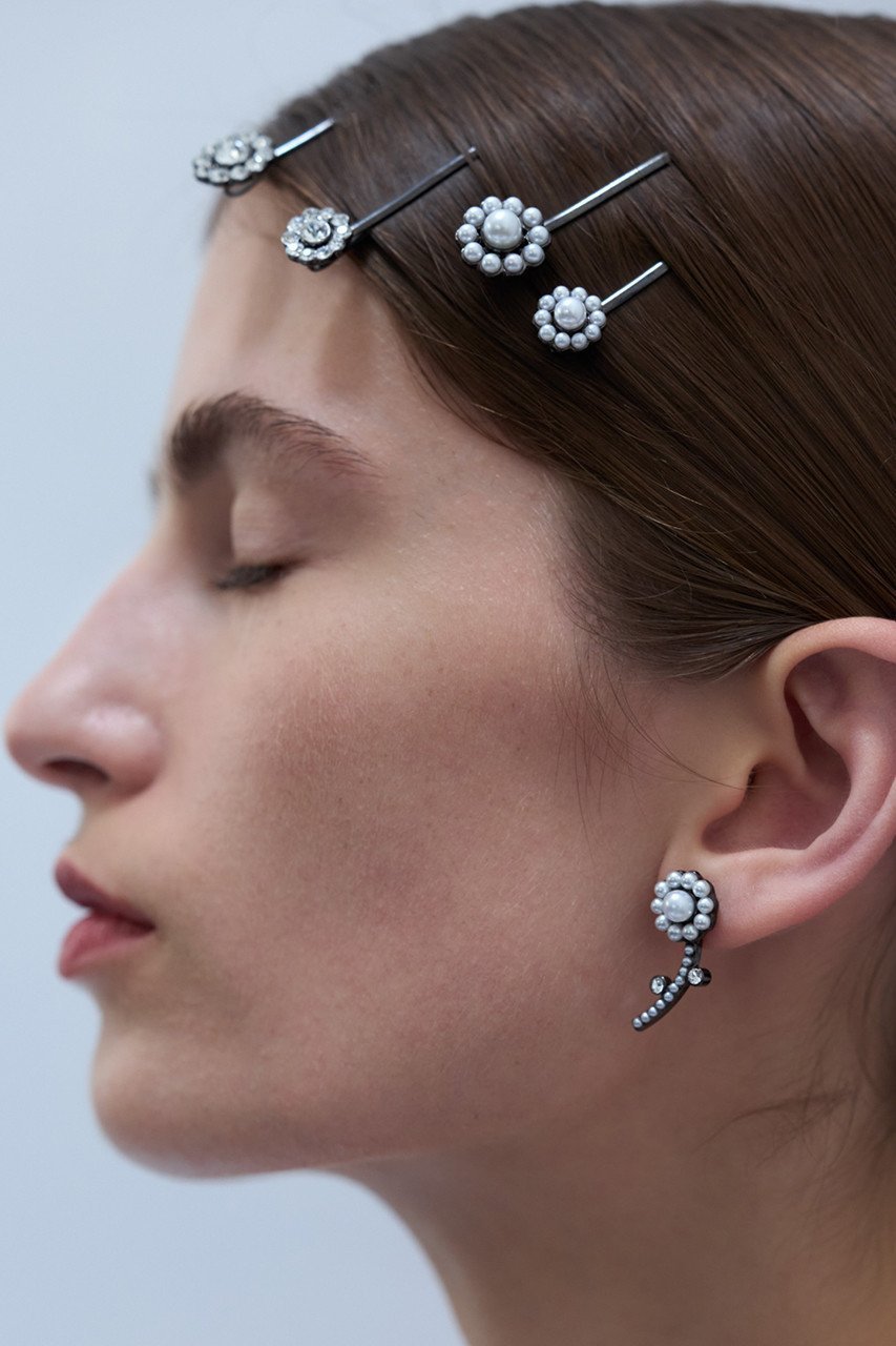 【イリスフォーセブン/IRIS 47】のmimosa pearl ピンセット 人気、トレンドファッション・服の通販 founy(ファニー) 　ファッション　Fashion　レディースファッション　Fashion for Women　シュシュ&ヘアアクセ/ヘアアレンジ　Scrunchies & Hair Accessories　おすすめ　Recommended / Our Picks　アクセサリー　Fashion Accessories　エレガント 上品　Elegant　ドレス　Dress, One-Piece　バレッタ　Barrette, Hair Clip　パール　Pearl, Pearl Accent　モチーフ　Motif, Design Theme　ロング　Long, Long-Length　other-2|ID: prp329100004954295 ipo3291000000037174238