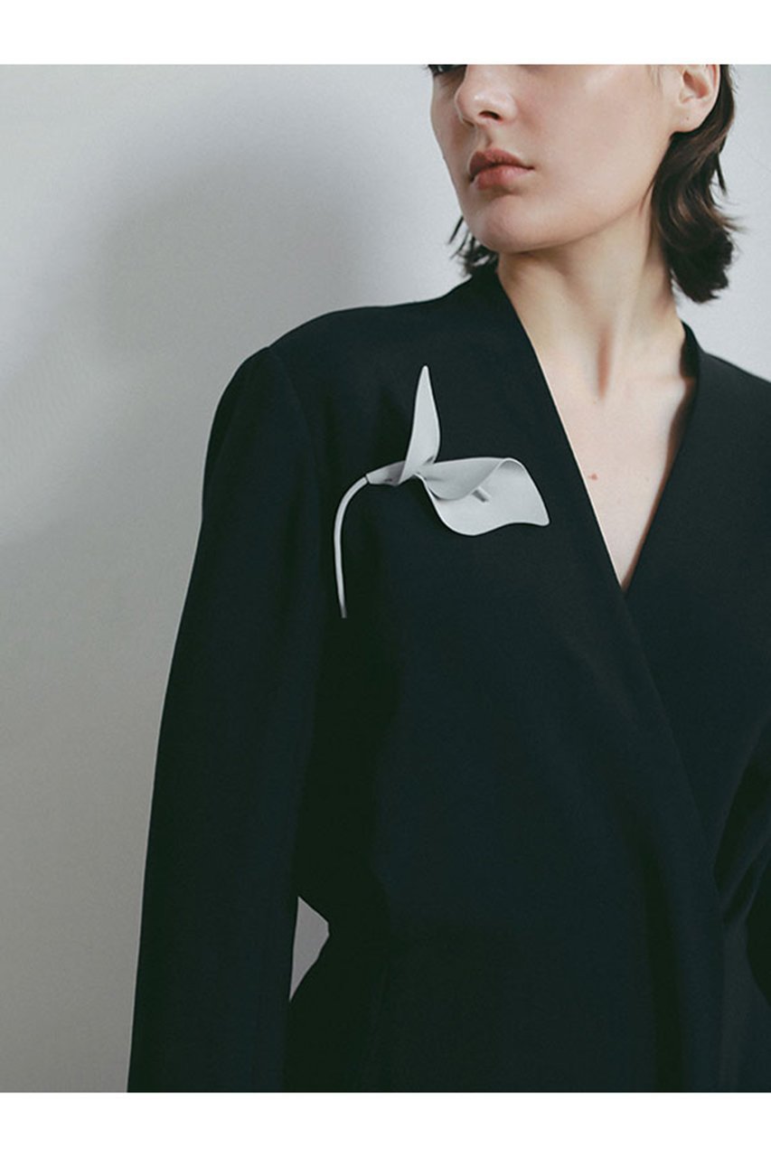 【エトレトウキョウ/ETRE TOKYO】の【SANTE】レザーコサージュ インテリア・キッズ・メンズ・レディースファッション・服の通販 founy(ファニー) 　ファッション　Fashion　レディースファッション　Fashion for Women　シュシュ&ヘアアクセ/ヘアアレンジ　Scrunchies & Hair Accessories　おすすめ　Recommended / Our Picks　アクセサリー　Fashion Accessories　シンプル　Simple, Minimal　ジャケット　Jacket, Outerwear　セレモニー　Ceremony　バランス　Balance, Style Balance　ワイヤー　Wire, Wired Bra　ライトブルー|ID: prp329100004954310 ipo3291000000037174349