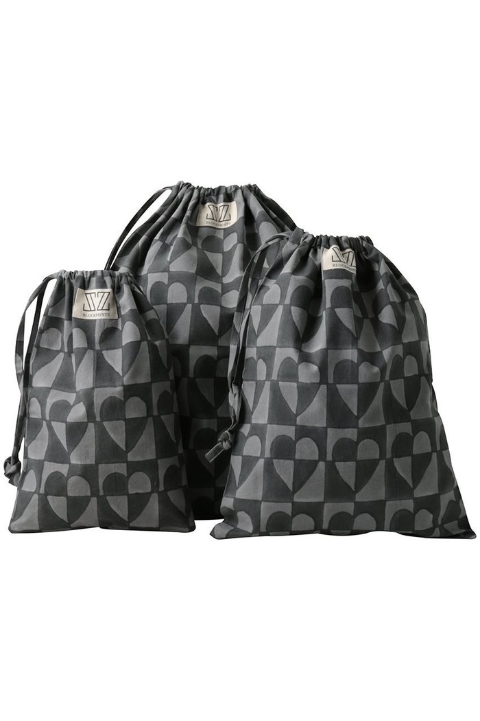 【エスゼット ブロックプリント/SZ Blockprints】のLAUNDRY BAG HEART COOKIE トラベルポーチ インテリア・キッズ・メンズ・レディースファッション・服の通販 founy(ファウニー) https://founy.com/ ファッション Fashion レディースファッション Fashion for Women ポーチ&ミニバッグ Pouches & Mini Bags トラベル Travel, Travel Gear ポーチ Pouch, Small Case モチーフ Motif, Design Theme 旅行 Travel |ID: prp329100004954422 ipo3291000000037175249
