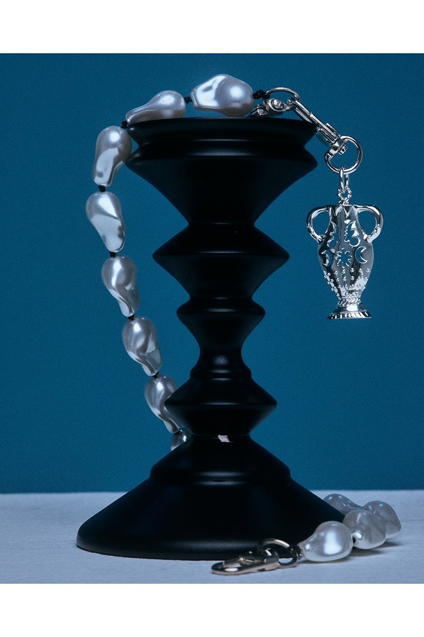 【イリスフォーセブン/IRIS 47】のtreasure pot pearl ストラップ 人気、トレンドファッション・服の通販 founy(ファニー) 　ファッション　Fashion　レディースファッション　Fashion for Women　スマート　Smart, Elegant　チャーム　Charm, Pendant　バロック　Baroque, Baroque Design　パール　Pearl, Pearl Accent　モダン　Modern, Contemporary　ラップ　Wrap, Wrap Design　エレガント 上品　Elegant　other-5|ID: prp329100004954509 ipo3291000000037175832