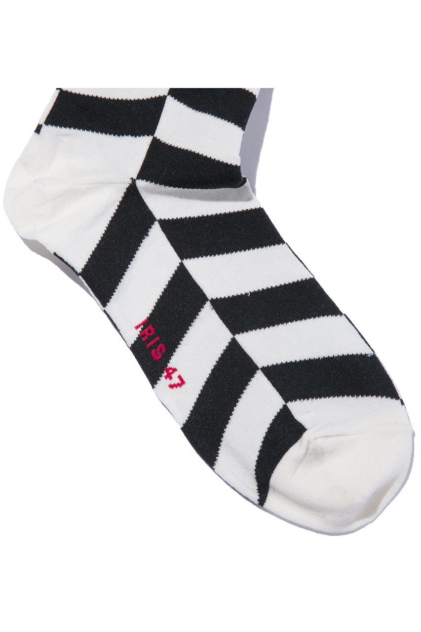 【イリスフォーセブン/IRIS 47】のparallel ソックス 人気、トレンドファッション・服の通販 founy(ファニー) 　ファッション　Fashion　レディースファッション　Fashion for Women　ソックス&靴下　Socks & Hosiery　レッグウェア・ストッキング　Legwear & Hosiery　クラシカル　Classical, Vintage-Inspired　スマート　Smart, Elegant　ソックス　Socks, Hosiery　ミニスカート　Mini Skirt, Short Skirt　ワイド　Wide, Wide Fit　other-3|ID: prp329100004954545 ipo3291000000037176083