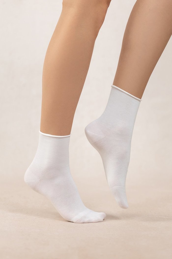 【ブルーフォレ/BLEUFORET】の6593 ソリッドベルベットコットンアンクルソックス インテリア・キッズ・メンズ・レディースファッション・服の通販 founy(ファニー) https://founy.com/ ファッション Fashion レディースファッション Fashion for Women ソックス&靴下 Socks & Hosiery レッグウェア・ストッキング Legwear & Hosiery ショート Short, Short Length ソックス Socks, Hosiery フラット Flat, Flat Shoes フランス France, French ベルベット Velvet, Velvety 定番 Standard, Basic Item |ID: prp329100004954626 ipo3291000000037176565