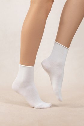 【ブルーフォレ/BLEUFORET】の6593 ソリッドベルベットコットンアンクルソックス 人気、トレンドファッション・服の通販 founy(ファニー) ファッション Fashion レディースファッション Fashion for Women ソックス&靴下 Socks & Hosiery レッグウェア・ストッキング Legwear & Hosiery ショート Short, Short Length ソックス Socks, Hosiery フラット Flat, Flat Shoes フランス France, French ベルベット Velvet, Velvety 定番 Standard, Basic Item |ID:prp329100004954626