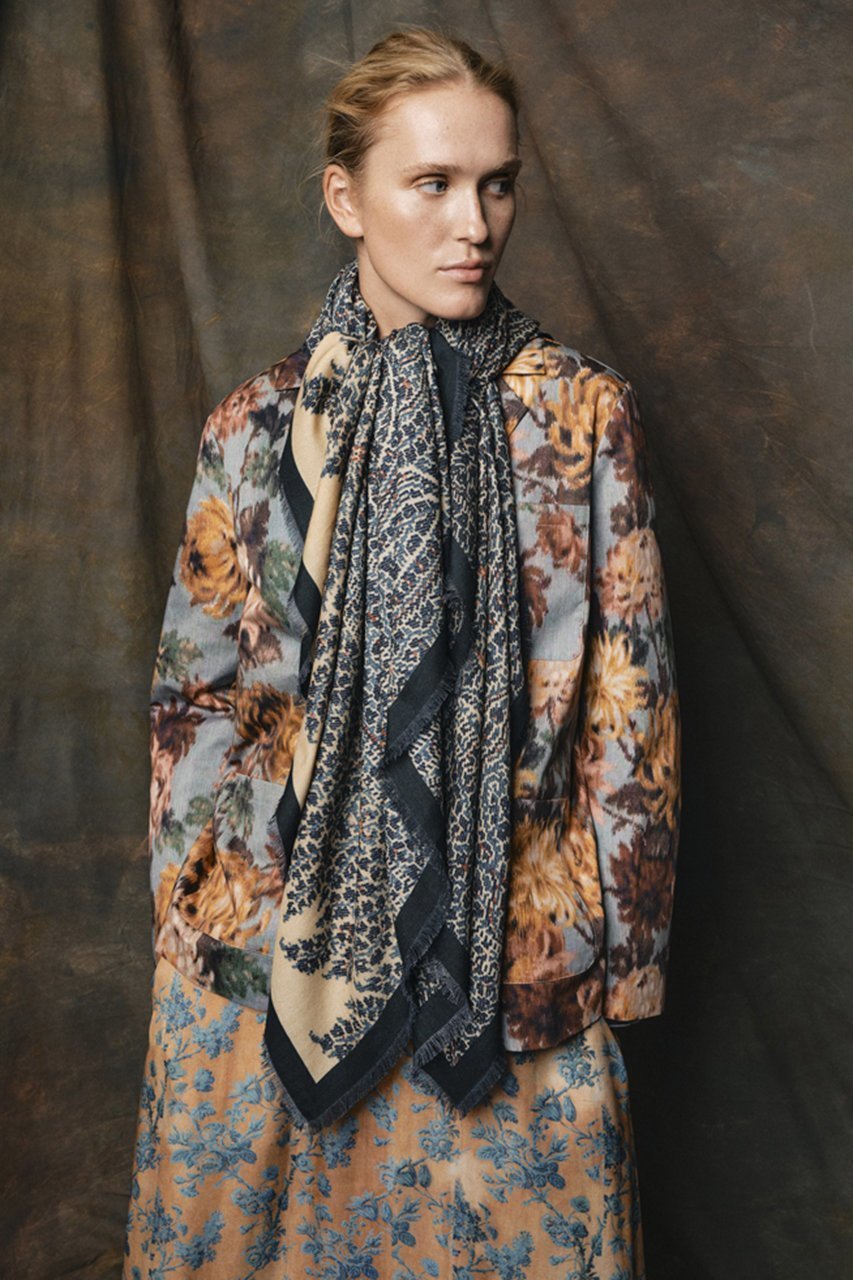 【タピス ノワール/Tapis Noir】のLarge スカーフ 人気、トレンドファッション・服の通販 founy(ファニー) 　ファッション　Fashion　レディースファッション　Fashion for Women　ストール　Soft & Warm Scarves　マフラー・スヌード / 冬小物の定番　Scarves & Mufflers　インド　Indian Textile　シルク　Silk, 100% Silk　スカーフ　Scarf, Neckwear　ストール　Stole, Wrap　プリント　Print, Printed Pattern　マフラー　Scarf, Muffler　A/W・秋冬　Autumn/Winter　防寒　Cold Protection, Winter-Ready　other-5|ID: prp329100004954685 ipo3291000000037176938