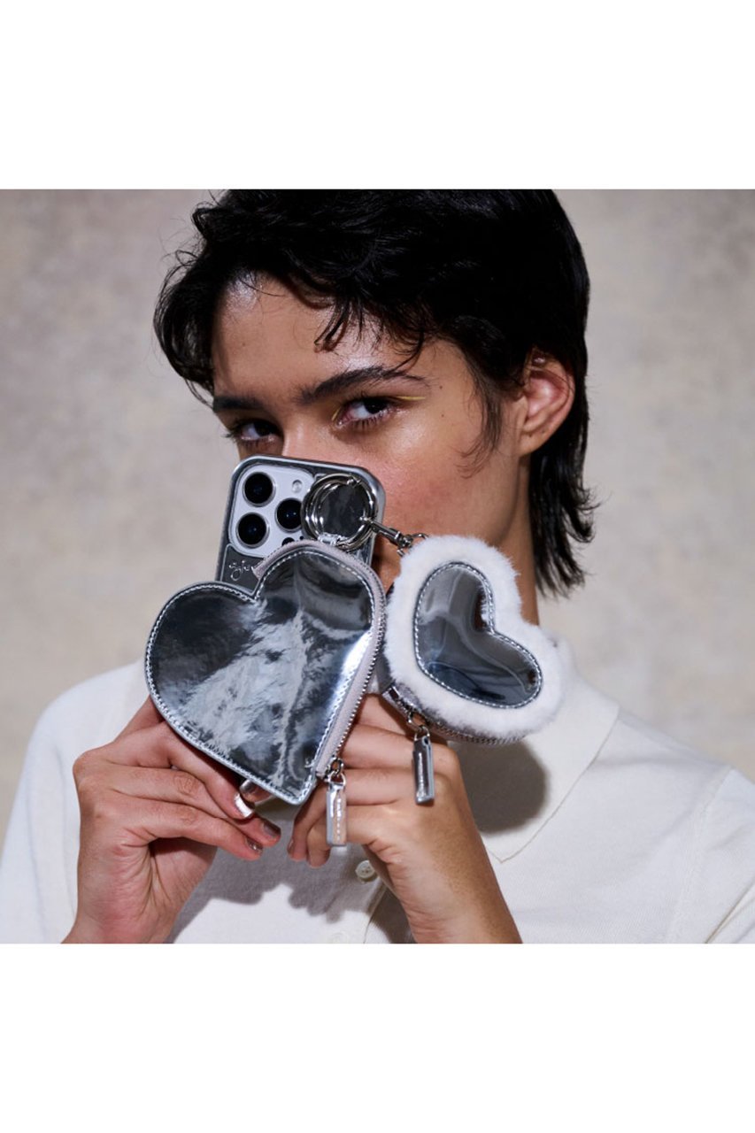 【エジュー/ajew】のajew glow heart pouch 人気、トレンドファッション・服の通販 founy(ファニー) 　ファッション　Fashion　レディースファッション　Fashion for Women　ポーチ&ミニバッグ　Pouches & Mini Bags　アクセサリー　Fashion Accessories　チャーム　Charm, Pendant　ホリデーシーズン　Holiday Season　ポーチ　Pouch, Small Case　メタル　Metal, Metal Parts　other-6|ID: prp329100004954690 ipo3291000000037176972