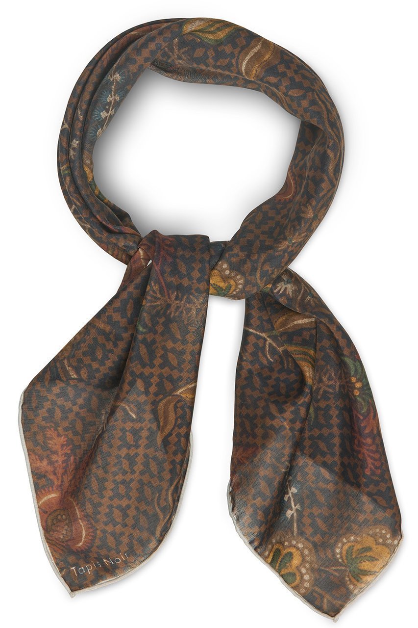 【タピス ノワール/Tapis Noir】のLight スカーフ 人気、トレンドファッション・服の通販 founy(ファニー) 　ファッション　Fashion　レディースファッション　Fashion for Women　ストール　Soft & Warm Scarves　マフラー・スヌード / 冬小物の定番　Scarves & Mufflers　コンパクト　Compact, Small Size　スカーフ　Scarf, Neckwear　スクエア　Square, Square Shape　ストール　Stole, Wrap　フランス　France, French　プリント　Print, Printed Pattern　ペイズリー　Paisley, Ethnic Pattern　マフラー　Scarf, Muffler　other-2|ID: prp329100004954748 ipo3291000000037177361