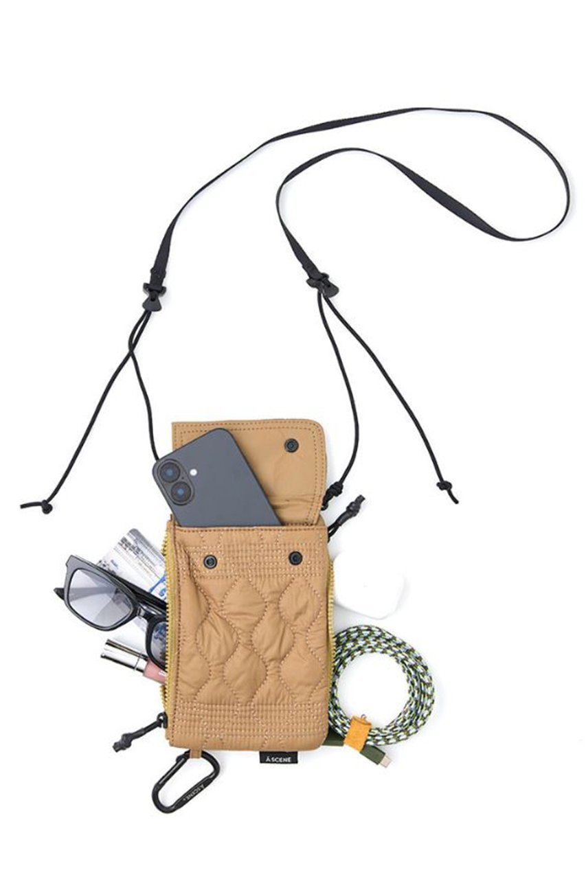 【エーシーン/A SCENE】のDock in pouch -quilt- 人気、トレンドファッション・服の通販 founy(ファニー) 　ファッション　Fashion　レディースファッション　Fashion for Women　ポーチ&ミニバッグ　Pouches & Mini Bags　2025年　2025　2025-2026秋冬・A/W　Autumn/Winter 2025–26 AW25–26　キルティング　Quilted, Quilting　ショルダー　Shoulder, Shoulder Strap　スマホ　Smartphone, Mobile Device　トリプル　Triple, Three Layers　ポケット　Pocket, Pocket Detail　ポーチ　Pouch, Small Case　A/W・秋冬　Autumn/Winter　other-8|ID: prp329100004954769 ipo3291000000037177512