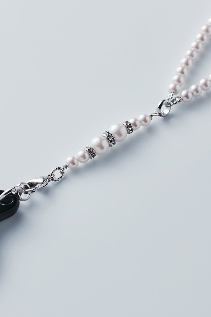 【デイジーリン/DAISY LIN】のReading Glasses “Elegant Madam” 人気、トレンドファッション・服の通販 founy(ファニー) 　ファッション　Fashion　レディースファッション　Fashion for Women　サングラス&メガネ　Sunglasses & Eyewear　おすすめ　Recommended / Our Picks　アクセサリー　Fashion Accessories　エレガント 上品　Elegant　ギフト プレゼント　Gift / Present　クール　Cool, Chic　グラス　Glass, Eyewear　スクエア　Square, Square Shape　スタイリッシュ　Stylish, Fashionable　ストーン　Stone, Gem-Like　スマート　Smart, Elegant　チェーン　Chain, Chain Strap　パール　Pearl, Pearl Accent　フレーム　Frame, Outline　メガネ　Glasses, Eyewear　other-2|ID: prp329100004954791 ipo3291000000037177664