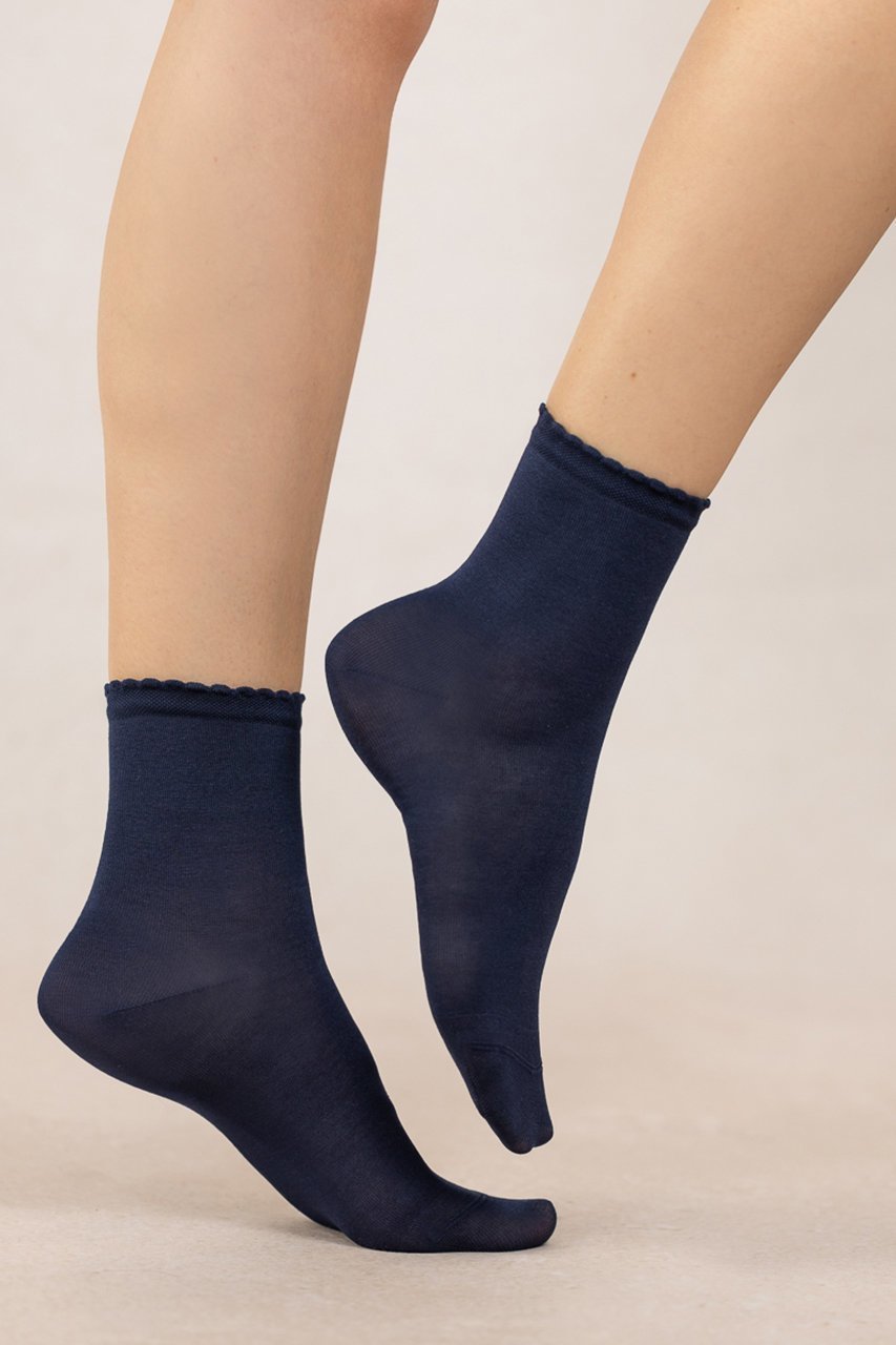 【ブルーフォレ/BLEUFORET】の6401 ソリッドカラー マーセライズドコットンアンクルソックス インテリア・キッズ・メンズ・レディースファッション・服の通販 founy(ファニー) 　ファッション　Fashion　レディースファッション　Fashion for Women　ソックス&靴下　Socks & Hosiery　レッグウェア・ストッキング　Legwear & Hosiery　ショート　Short, Short Length　ソックス　Socks, Hosiery　フラット　Flat, Flat Shoes　フランス　France, French　エレガント 上品　Elegant　再入荷　Restock / Back in Stock　定番　Standard, Basic Item　ネイビー|ID: prp329100004954922 ipo3291000000037178475