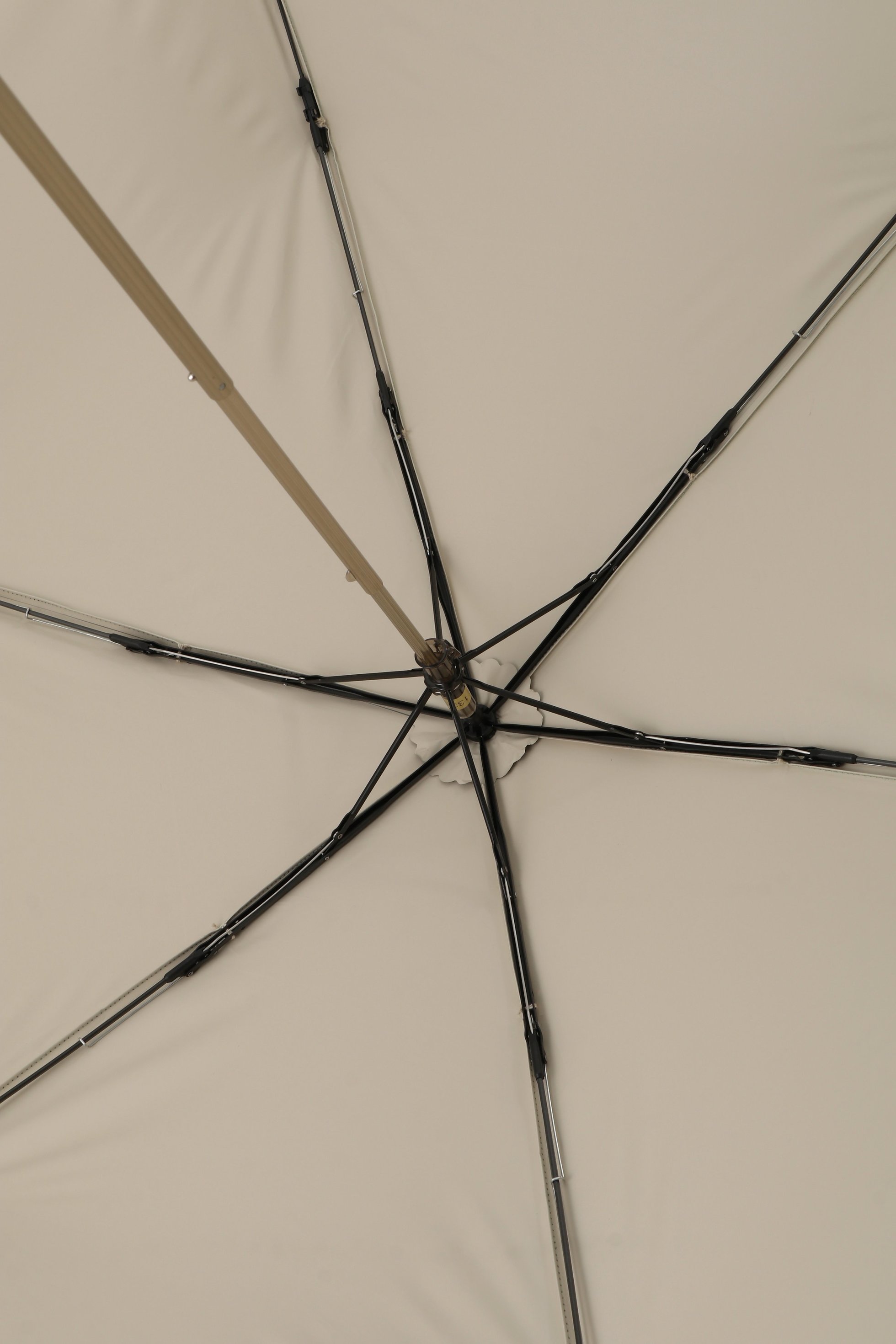 【グレイシー/Gracy】の晴雨兼用楽ミニ 軽量 Accent color 人気、トレンドファッション・服の通販 founy(ファニー) 　ファッション　Fashion　レディースファッション　Fashion for Women　レイングッズ・傘・晴雨兼用傘　Umbrellas & Rain Gear　シンプル　Simple, Minimal　スタイリッシュ　Stylish, Fashionable　ハンカチ　Handkerchief, Hanky　フォルム　Silhouette, Form　傘　Umbrella, Parasol　時計　Watch, Wristwatch　軽量　Lightweight, Ultra Light　other-6|ID: prp329100004955105 ipo3291000000037179854