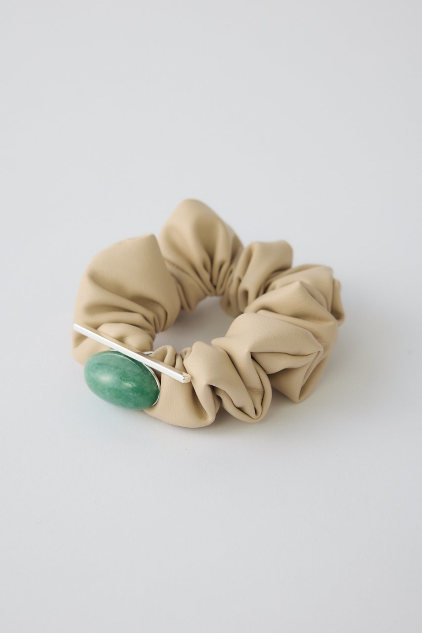 【リムアーク/RIM.ARK】のNatural stone scrunchie/シュシュ インテリア・キッズ・メンズ・レディースファッション・服の通販 founy(ファニー) 　ファッション　Fashion　レディースファッション　Fashion for Women　シュシュ&ヘアアクセ/ヘアアレンジ　Scrunchies & Hair Accessories　アクセサリー　Fashion Accessories　オーバル　Oval Design　シンプル　Simple, Minimal　ライトベージュ|ID: prp329100004955255 ipo3291000000037180862