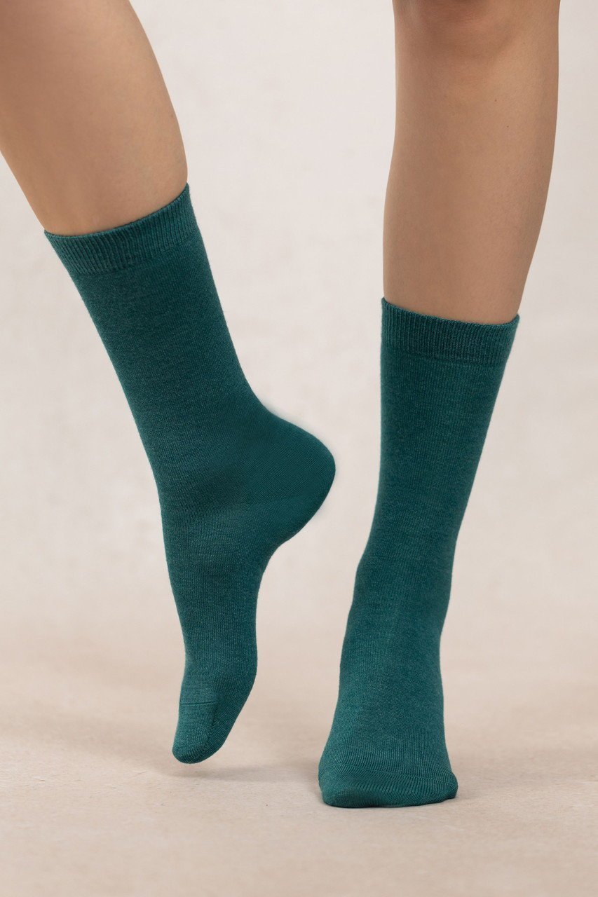 【ブルーフォレ/BLEUFORET】の6488 ジャージーニット ウールシルクソックス インテリア・キッズ・メンズ・レディースファッション・服の通販 founy(ファニー) 　ファッション　Fashion　レディースファッション　Fashion for Women　トップス・カットソー　Cut & Sew Tops　ニット　Knit Tops & Sweaters　ソックス&靴下　Socks & Hosiery　レッグウェア・ストッキング　Legwear & Hosiery　シルク　Silk, 100% Silk　ソックス　Socks, Hosiery　フィット　Fit, Slim Fit　フラット　Flat, Flat Shoes　フランス　France, French　定番　Standard, Basic Item　グリーン|ID: prp329100004955268 ipo3291000000037180963