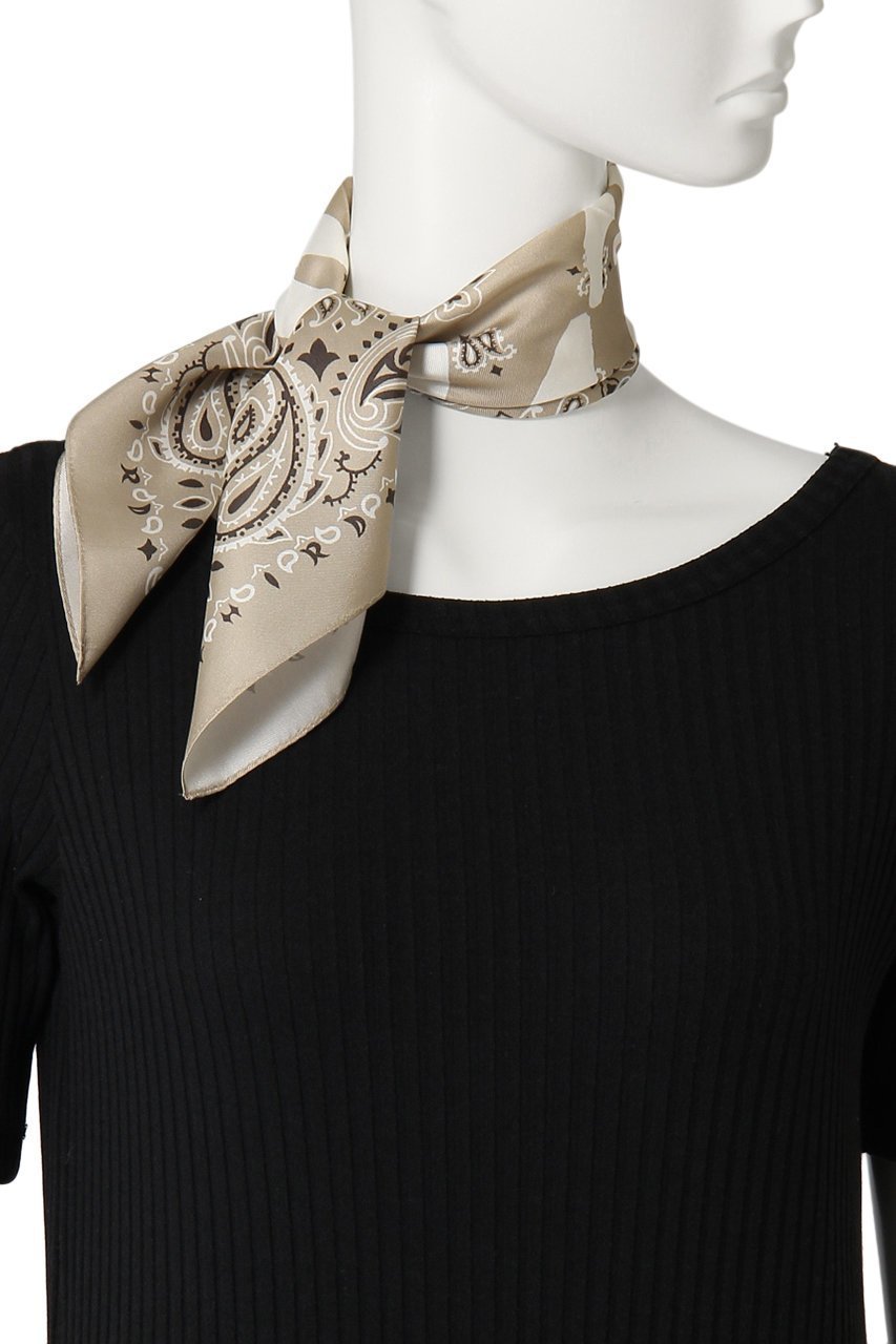 【サードマガジン/THIRD MAGAZINE】のバンダナプリントシルクスカーフ 人気、トレンドファッション・服の通販 founy(ファニー) 　ファッション　Fashion　レディースファッション　Fashion for Women　ストール　Soft & Warm Scarves　マフラー・スヌード / 冬小物の定番　Scarves & Mufflers　アクセサリー　Fashion Accessories　シルク　Silk, 100% Silk　スカーフ　Scarf, Neckwear　ストール　Stole, Wrap　プリント　Print, Printed Pattern　ペイズリー　Paisley, Ethnic Pattern　マフラー　Scarf, Muffler　帽子　Hat, Headwear　other-2|ID: prp329100004955624 ipo3291000000037183411