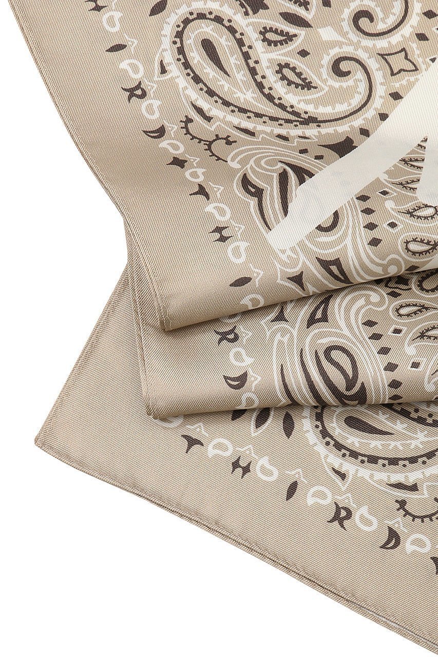 【サードマガジン/THIRD MAGAZINE】のバンダナプリントシルクスカーフ 人気、トレンドファッション・服の通販 founy(ファニー) 　ファッション　Fashion　レディースファッション　Fashion for Women　ストール　Soft & Warm Scarves　マフラー・スヌード / 冬小物の定番　Scarves & Mufflers　アクセサリー　Fashion Accessories　シルク　Silk, 100% Silk　スカーフ　Scarf, Neckwear　ストール　Stole, Wrap　プリント　Print, Printed Pattern　ペイズリー　Paisley, Ethnic Pattern　マフラー　Scarf, Muffler　帽子　Hat, Headwear　other-4|ID: prp329100004955624 ipo3291000000037183413