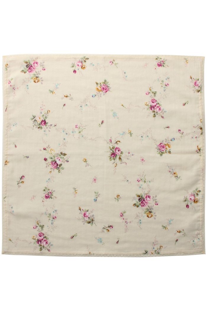 【イクコ/IKUKO】のダブルガーゼ花柄プリント ハンカチ インテリア・キッズ・メンズ・レディースファッション・服の通販 founy(ファウニー) https://founy.com/ ファッション Fashion レディースファッション Fashion for Women レイングッズ・傘・晴雨兼用傘 Umbrellas & Rain Gear おすすめ Recommended / Our Picks ギフト プレゼント Gift / Present ダブル Double, Double-Breasted ハンカチ Handkerchief, Hanky フェミニン Feminine, Girly フラワー Flower, Floral プリント Print, Printed Pattern レース Lace, Lace Fabric 傘 Umbrella, Parasol 吸水 Absorbent, Quick-Dry 定番 Standard, Basic Item 時計 Watch, Wristwatch |ID: prp329100004955743 ipo3291000000037184253
