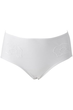 【ハンロ/HANRO】のサイドレースショーツ 人気、トレンドファッション・服の通販 founy(ファニー) ファッション Fashion レディースファッション Fashion for Women 下着・ランジェリー Lingerie & Intimates ショーツ・ランジェリー用ボトムス Panties / Briefs / Lingerie Bottoms おすすめ Recommended / Our Picks ショーツ Shorts, Short Pants シルケット Silket, Silky Cotton セットアップ Set-Up, Coordinated Outfit フラワー Flower, Floral ランジェリー Lingerie, Intimate Wear レース Lace, Lace Fabric |ID:prp329100004956220