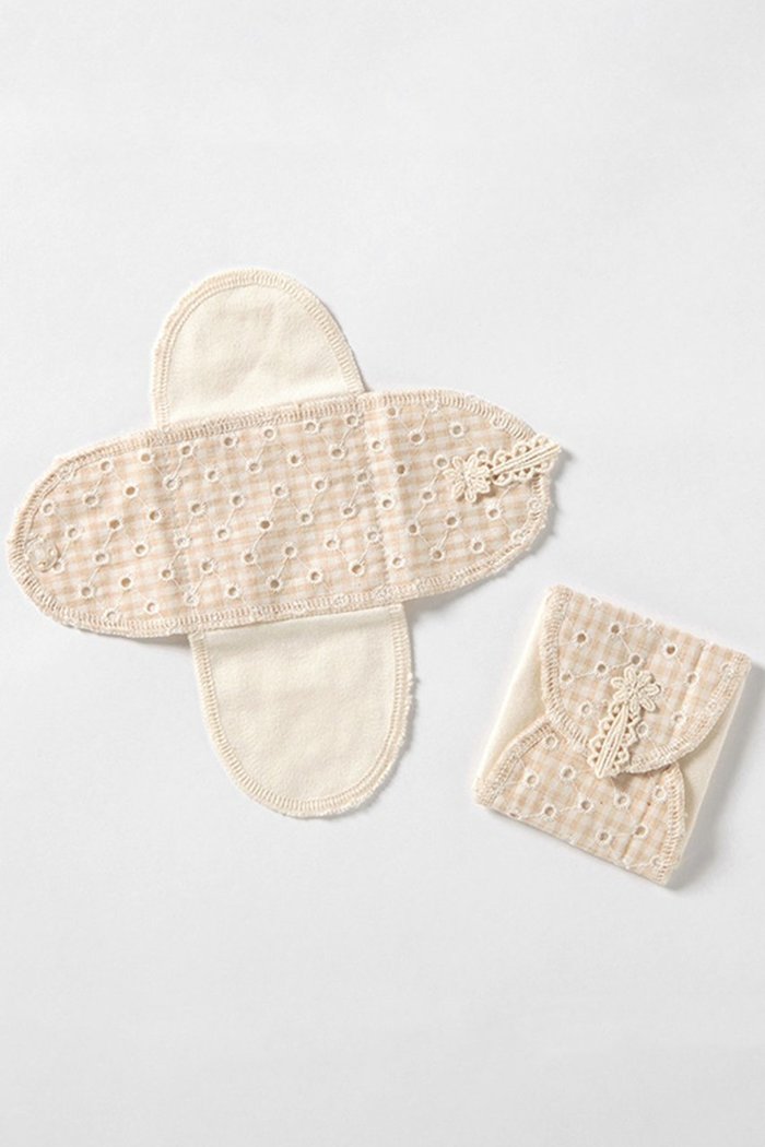 【プリスティン/PRISTINE】のレース付パンティライナー2枚セット インテリア・キッズ・メンズ・レディースファッション・服の通販 founy(ファニー) https://founy.com/ ファッション Fashion レディースファッション Fashion for Women 下着・ランジェリー Lingerie & Intimates ショーツ・ランジェリー用ボトムス Panties / Briefs / Lingerie Bottoms ショーツ Shorts, Short Pants チェック Check, Plaid, Tartan ライナー Liner, Inner Layer ランジェリー Lingerie, Intimate Wear レース Lace, Lace Fabric |ID: prp329100004956330 ipo3291000000037189381