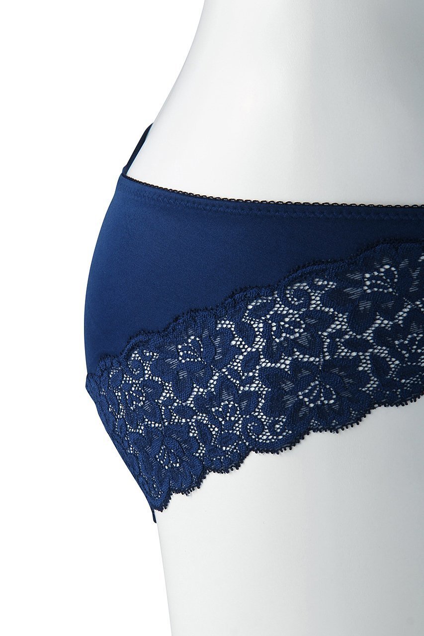 【ツェルマット/ZERMATT】のヒップハングリボンショーツ 人気、トレンドファッション・服の通販 founy(ファニー) 　ファッション　Fashion　レディースファッション　Fashion for Women　下着・ランジェリー　Lingerie & Intimates　ショーツ・ランジェリー用ボトムス　Panties / Briefs / Lingerie Bottoms　ショーツ　Shorts, Short Pants　センター　Center, Center Line　フィット　Fit, Slim Fit　ランジェリー　Lingerie, Intimate Wear　リボン　Ribbon, Bow　レース　Lace, Lace Fabric　ロマンティック　Romantic, Feminine Style　other-4|ID: prp329100004956427 ipo3291000000037190145