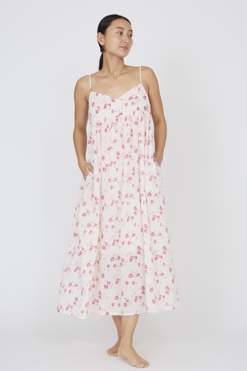 【ナナデコール/nanadecor】のフレンチローズキャミソールワンピース 人気、トレンドファッション・服の通販 founy(ファニー) 　ファッション　Fashion　レディースファッション　Fashion for Women　ワンピース　Dresses　下着・ランジェリー　Lingerie & Intimates　おすすめ　Recommended / Our Picks　インナー　Innerwear　ギャザー　Gathered, Ruffled　フェミニン　Feminine, Girly　フレンチ　French, French Style　ランジェリー　Lingerie, Intimate Wear　リラックス　Relax, Relaxed Fit　ローズ　Rose, Rose Motif　夏　Summer　春　Spring　S/S・春夏　SS, Spring/Summer, Warm Season　other-8|ID: prp329100004956476 ipo3291000000037190542