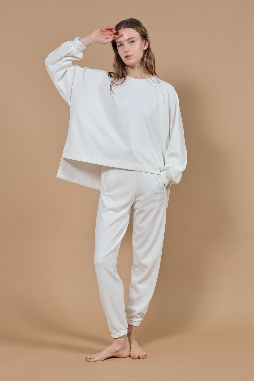 【ジュリエ/Julier】のプランプストレッチラージトップス 人気、トレンドファッション・服の通販 founy(ファニー) 　ファッション　Fashion　レディースファッション　Fashion for Women　トップス・カットソー　Cut & Sew Tops　スポーツウェア　Functional & Stylish Sportswear　スポーツ トップス　Athletic Tops / Workout Tops / Training Shirts　スポーツ　Sports, Activewear　スリット　Slit, Slit Detail　スリーブ　Sleeve, Long Sleeve / Short Sleeve　ヨガ　Yoga, Yoga Wear　ワーク　Workwear, Utility Style　other-6|ID: prp329100004956665 ipo3291000000037192544