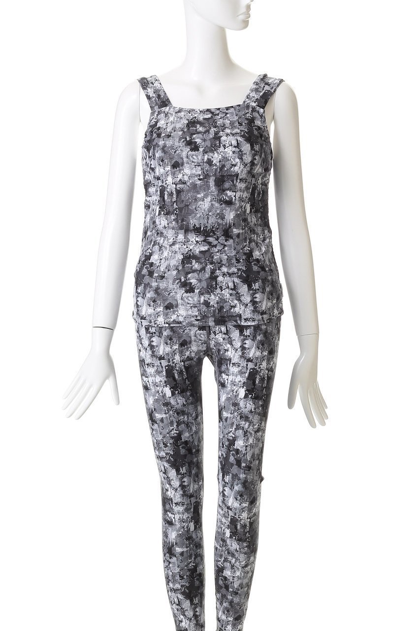 【ジュリエ/Julier】のsandflowerプリントミドルトップス 人気、トレンドファッション・服の通販 founy(ファニー) 　ファッション　Fashion　レディースファッション　Fashion for Women　トップス・カットソー　Cut & Sew Tops　スポーツウェア　Functional & Stylish Sportswear　スポーツ トップス　Athletic Tops / Workout Tops / Training Shirts　おすすめ　Recommended / Our Picks　ギャザー　Gathered, Ruffled　コンパクト　Compact, Small Size　スクエア　Square, Square Shape　スポーツ　Sports, Activewear　デコルテ　Décolleté, Neckline　フラワー　Flower, Floral　ヨガ　Yoga, Yoga Wear　ワイド　Wide, Wide Fit　ワーク　Workwear, Utility Style　エレガント 上品　Elegant　other-2|ID: prp329100004956690 ipo3291000000037192792