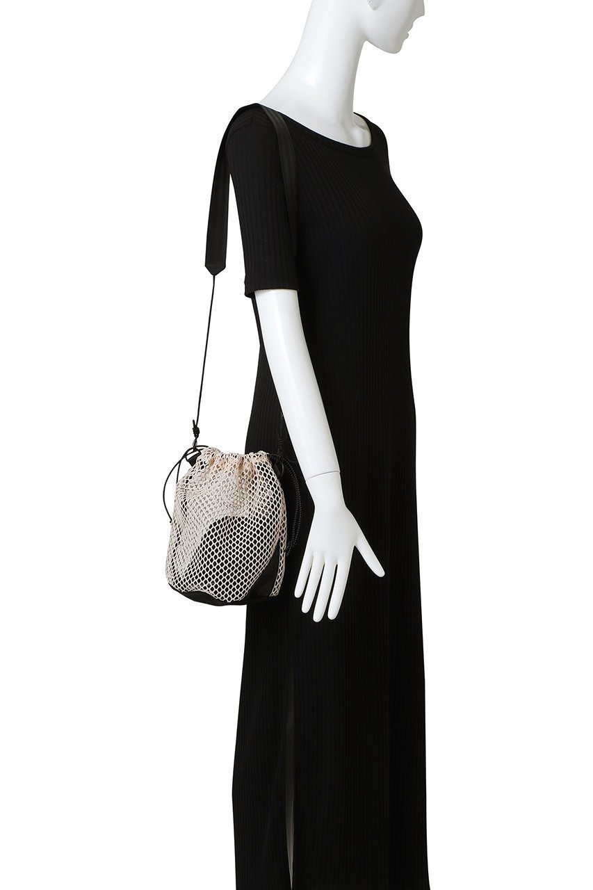 【マルティニーク/martinique】の【SPEEDO】ボヤージュメッシュパースバッグ 人気、トレンドファッション・服の通販 founy(ファニー) 　ファッション　Fashion　レディースファッション　Fashion for Women　バッグ　Bags　スポーツウェア　Functional & Stylish Sportswear　スポーツバッグ・ジム用ポーチ・バックパック　Gym Bag / Sports Backpack / Pouch for Training　シアー　Sheer, See-Through　スポーツ　Sports, Activewear　フェイクレザー　Faux Leather, PU Leather　ポーチ　Pouch, Small Case　メッシュ　Mesh, Net Fabric　巾着　Drawstring Bag, Kinchaku　軽量　Lightweight, Ultra Light　other-2|ID: prp329100004956763 ipo3291000000037193532