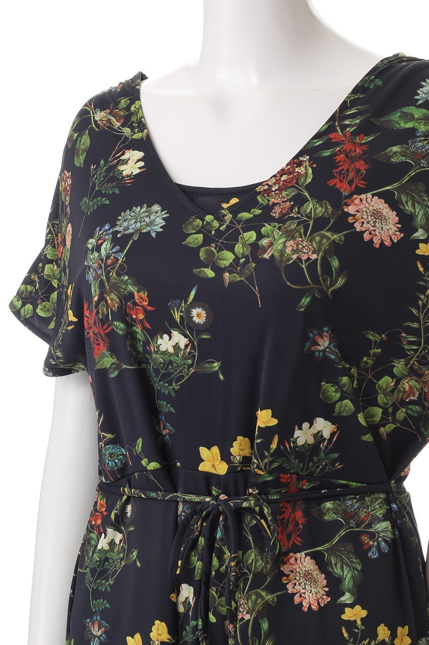 【コーラルヴェール/Coral Veil】のArt Botanicalショルダードレス3点セット 人気、トレンドファッション・服の通販 founy(ファニー) 　ファッション　Fashion　レディースファッション　Fashion for Women　水着　Swimwear　レディース水着・ビーチウェア　Swimwear & Beachwear　ショルダー　Shoulder, Shoulder Strap　ショーツ　Shorts, Short Pants　スポーツ　Sports, Activewear　ドレス　Dress, One-Piece　ビーチ　Beach, Seaside　フラワー　Flower, Floral　水着　Swimsuit, Swimwear　other-5|ID: prp329100004956777 ipo3291000000037193702