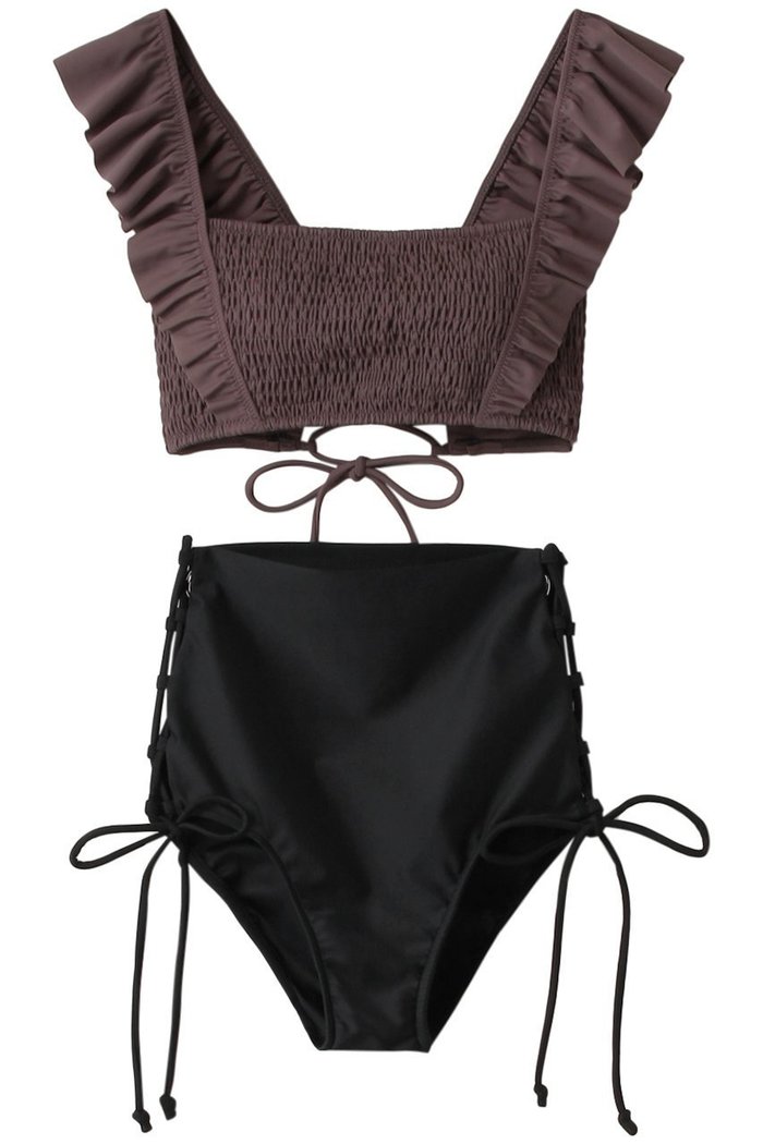 【レイール/Reir】の無地シャーリングフリルビキニ インテリア・キッズ・メンズ・レディースファッション・服の通販 founy(ファニー) https://founy.com/ ファッション Fashion レディースファッション Fashion for Women 水着 Swimwear レディース水着・ビーチウェア Swimwear & Beachwear アンダー Underwear Essentials ガーリー Girly, Feminine Style シャーリング Shirring, Ruched ショーツ Shorts, Short Pants スポーツ Sports, Activewear トレンド Trend, Trending Now バランス Balance, Style Balance ビキニ Bikini, Two-Piece Swimsuit フリル Frill, Ruffle レース Lace, Lace Fabric 水着 Swimsuit, Swimwear 無地 Plain, Solid Color |ID: prp329100004956881 ipo3291000000037194504