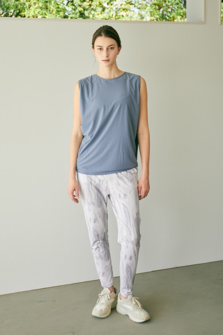 【ジュリエ/Julier】のecoスエードタックプルオーバー 人気、トレンドファッション・服の通販 founy(ファニー) 　ファッション　Fashion　レディースファッション　Fashion for Women　トップス・カットソー　Cut & Sew Tops　カジュアルプルオーバー・ニットトップス　Pullovers & Knit Tops / Casual Pullovers　スポーツウェア　Functional & Stylish Sportswear　スポーツ トップス　Athletic Tops / Workout Tops / Training Shirts　シンプル　Simple, Minimal　スポーツ　Sports, Activewear　フォルム　Silhouette, Form　リラックス　Relax, Relaxed Fit　other-6|ID: prp329100004956935 ipo3291000000037194912