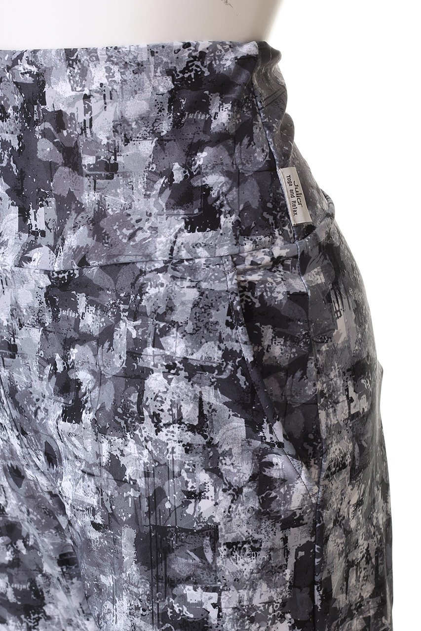 【ジュリエ/Julier】のsandflowerプリントフレアレギンス 人気、トレンドファッション・服の通販 founy(ファニー) 　ファッション　Fashion　レディースファッション　Fashion for Women　パンツ　Pants & Trousers　レギンス　Leggings & Stretch Pants　スポーツウェア　Functional & Stylish Sportswear　ストレッチ　Stretch, Stretchy Fabric　スポーツ　Sports, Activewear　フラワー　Flower, Floral　フレア　Flare, Flared　ヨガ　Yoga, Yoga Wear　レギンス　Leggings, Stretch Pants　ワーク　Workwear, Utility Style　エレガント 上品　Elegant　other-5|ID: prp329100004957261 ipo3291000000037197305