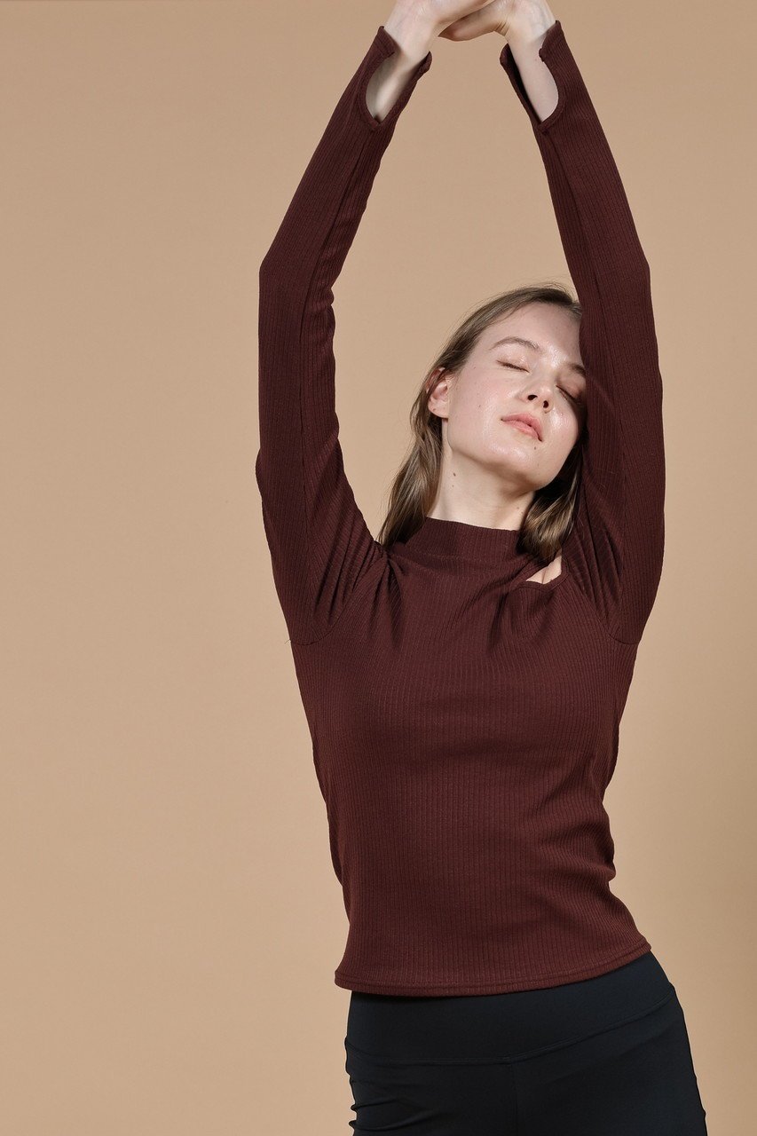 【ジュリエ/Julier】のリブロングスリーブプルオーバー 人気、トレンドファッション・服の通販 founy(ファニー) 　ファッション　Fashion　レディースファッション　Fashion for Women　トップス・カットソー　Cut & Sew Tops　カジュアルプルオーバー・ニットトップス　Pullovers & Knit Tops / Casual Pullovers　スポーツウェア　Functional & Stylish Sportswear　スポーツ トップス　Athletic Tops / Workout Tops / Training Shirts　インナー　Innerwear　カッティング　Cutting Detail　スポーツ　Sports, Activewear　モックネック　Mock Neck, Short Turtleneck　ワーク　Workwear, Utility Style　再入荷　Restock / Back in Stock　other-7|ID: prp329100004957262 ipo3291000000037197318