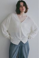 【エトレトウキョウ/ETRE TOKYO】のリリヤーンリネンVネックカーディガン 人気、トレンドファッション・服の通販 founy(ファニー) ファッション Fashion レディースファッション Fashion for Women トップス・カットソー Cut & Sew Tops ニット Knit Tops & Sweaters カーディガン・羽織り Layered Style Cardigans Vネックトップス V-Neck Tops / V-Cut Neckline Shirts カーディガン Cardigan, Knitwear シンプル Simple, Minimal とろみ Fluid, Flowy Fabric タンク Tank Top, Sleeveless Top バランス Balance, Style Balance フロント Front, Front Design ボトム Bottoms, Lower Wear リネン Linen, Linen Fabric 夏 Summer 新作・新入荷 New Arrivals / New In |ID:prp329100004957293