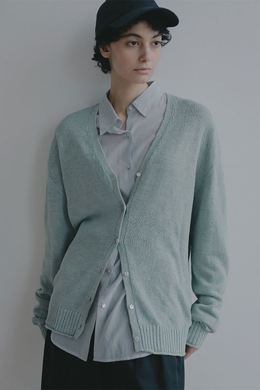 【エトレトウキョウ/ETRE TOKYO】のリリヤーンリネンVネックカーディガン インテリア・キッズ・メンズ・レディースファッション・服の通販 founy(ファニー) 　ファッション　Fashion　レディースファッション　Fashion for Women　トップス・カットソー　Cut & Sew Tops　ニット　Knit Tops & Sweaters　カーディガン・羽織り　Layered Style Cardigans　Vネックトップス　V-Neck Tops / V-Cut Neckline Shirts　カーディガン　Cardigan, Knitwear　シンプル　Simple, Minimal　とろみ　Fluid, Flowy Fabric　タンク　Tank Top, Sleeveless Top　バランス　Balance, Style Balance　フロント　Front, Front Design　ボトム　Bottoms, Lower Wear　リネン　Linen, Linen Fabric　夏　Summer　新作・新入荷　New Arrivals / New In　ミント|ID: prp329100004957293 ipo3291000000037197530