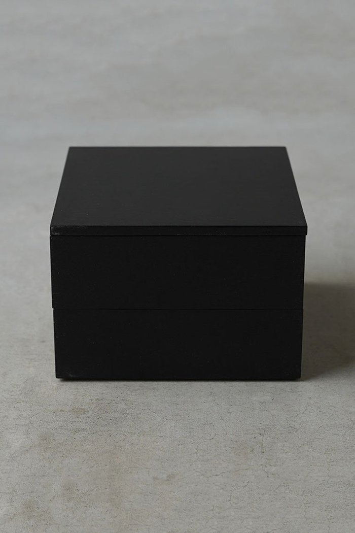 【アメノイエ/amenoie / GOODS】の土直漆器×アメノイエ 重箱150×150mm 2段 インテリア・キッズ・メンズ・レディースファッション・服の通販 founy(ファウニー) https://founy.com/ テーブル Table, Dining Table ホーム・キャンプ・アウトドア・お取り寄せ Home Living / Home & Lifestyle / Camping Gear / Outdoor Camping キッチン・ダイニング Kitchen & Dining Essentials. Stylish & Functional Tableware キッチン家電・キッチン用品 Kitchen Appliances & Tools |ID: prp329100004957487 ipo3291000000037198791