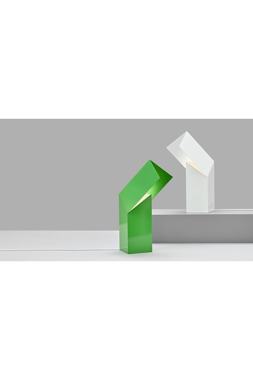 【ワイエスエム プロダクツ/Y.S.M PRODUCTS / GOODS】のLineair【メーカー取り寄せ】 人気、トレンドファッション・服の通販 founy(ファニー) 　イタリア　Italy　コレクション　Collection, Seasonal Line　シンプル　Simple, Minimal　テーブル　Table, Dining Table　トレンド　Trend, Trending Now　バランス　Balance, Style Balance　フランス　France, French　モバイル　Mobile, Smartphone　ロンドン　London Style, British Inspired　other-4|ID: prp329100004957540 ipo3291000000037199076