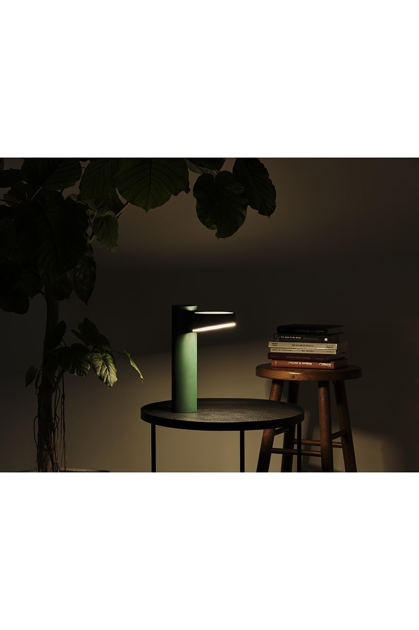 【ワイエスエム プロダクツ/Y.S.M PRODUCTS / GOODS】のowl【メーカー取り寄せ】 人気、トレンドファッション・服の通販 founy(ファニー) 　グラフィック　Graphic, Graphic Design　テーブル　Table, Dining Table　デスク　Desk, Work Desk　フォルム　Silhouette, Form　卒業式　Graduation Ceremony　other-2|ID: prp329100004957541 ipo3291000000037199082