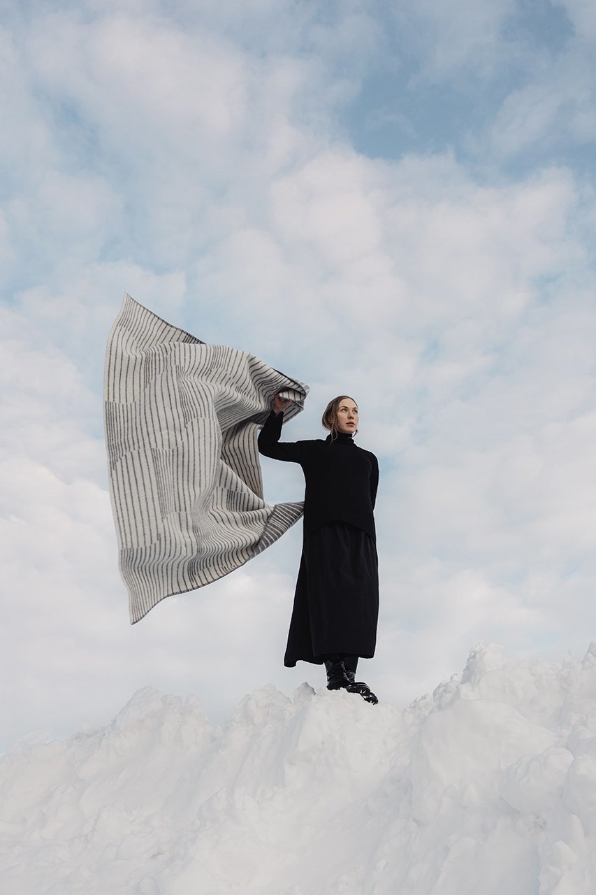 【ラプアン カンクリ/LAPUAN KANKURIT / GOODS】のAURORA ウールブランケット 130x180cm 人気、トレンドファッション・服の通販 founy(ファニー) 　アウトドア　Outdoor Clothing　シンプル　Simple, Minimal　ドレープ　Drape, Draping Fabric　手描き　Hand-Drawn, Illustrated　ブランケット　Blanket, Throw Blanket　モチーフ　Motif, Design Theme　A/W・秋冬　Autumn/Winter　other-2|ID: prp329100004957580 ipo3291000000037199317