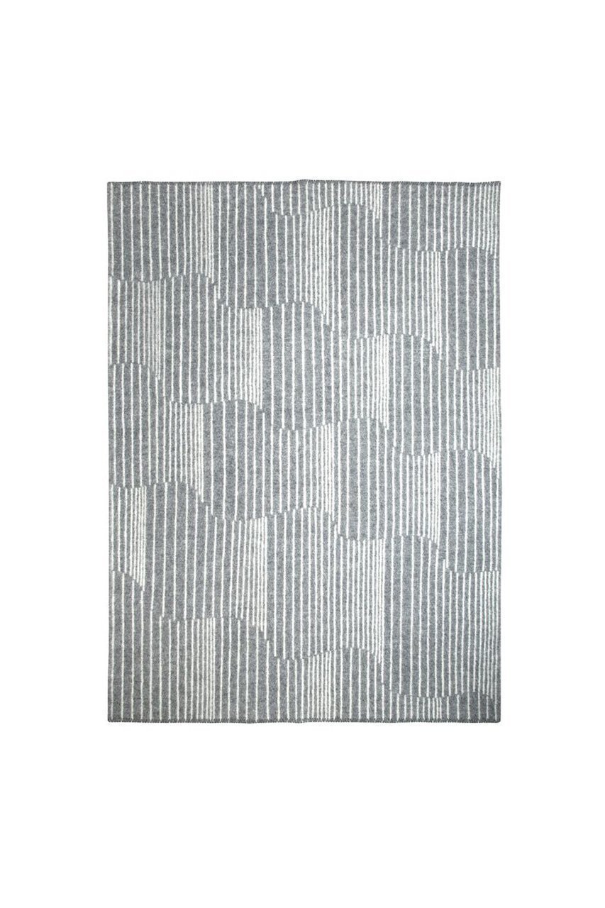 【ラプアン カンクリ/LAPUAN KANKURIT / GOODS】のAURORA ウールブランケット 100x150cm インテリア・キッズ・メンズ・レディースファッション・服の通販 founy(ファニー) 　アウトドア　Outdoor Clothing　シンプル　Simple, Minimal　ドレープ　Drape, Draping Fabric　手描き　Hand-Drawn, Illustrated　ブランケット　Blanket, Throw Blanket　モチーフ　Motif, Design Theme　A/W・秋冬　Autumn/Winter　グレー×ホワイト|ID: prp329100004957581 ipo3291000000037199320