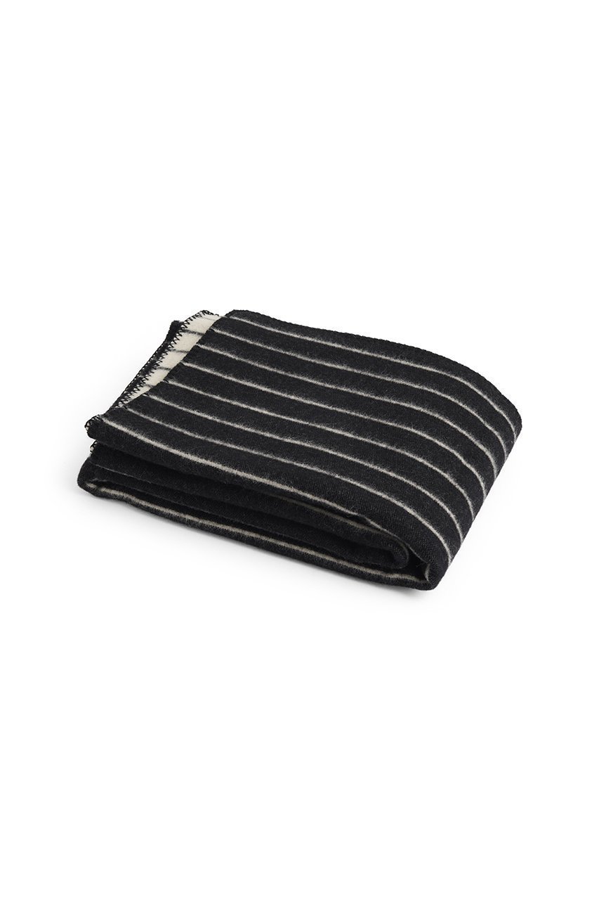 【ヘイ/HAY / GOODS】のOUTDOOR MARKET THROW【メーカー取り寄せ】 インテリア・キッズ・メンズ・レディースファッション・服の通販 founy(ファニー) 　アウトドア　Outdoor Clothing　ストライプ　Stripe, Striped Pattern　ブランケット　Blanket, Throw Blanket　リバーシブル　Reversible, Two-Sided　新作・新入荷　New Arrivals / New In　防寒　Cold Protection, Winter-Ready　ブラック&ベージュ|ID: prp329100004957772 ipo3291000000037200465